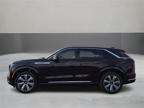 New 2026 Cadillac Escalade IQ Luxury 1 w/ LPO, Floor Liner Package image 2