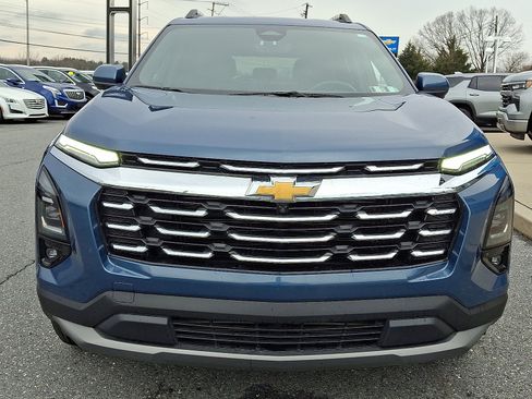 Certified 2025 Chevrolet Equinox LT w/ Convenience Package II image 2