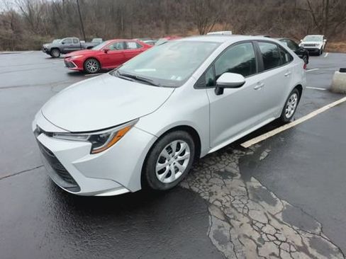 Used 2024 Toyota Corolla LE image 5