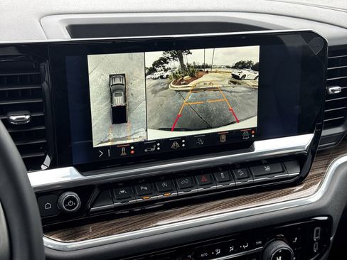 Used 2025 Chevrolet Silverado 1500 LT Trail Boss w/ LT Trail Boss Premium Package image 25