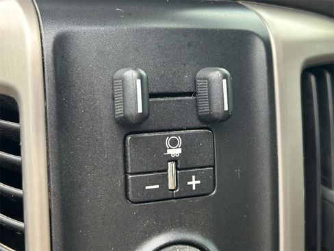 Used 2019 GMC Sierra 3500 Denali w/ Duramax Plus Package image 30