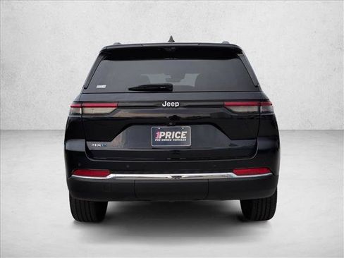 Used 2023 Jeep Grand Cherokee 4WD 4xe w/ Luxury Tech Group II image 7
