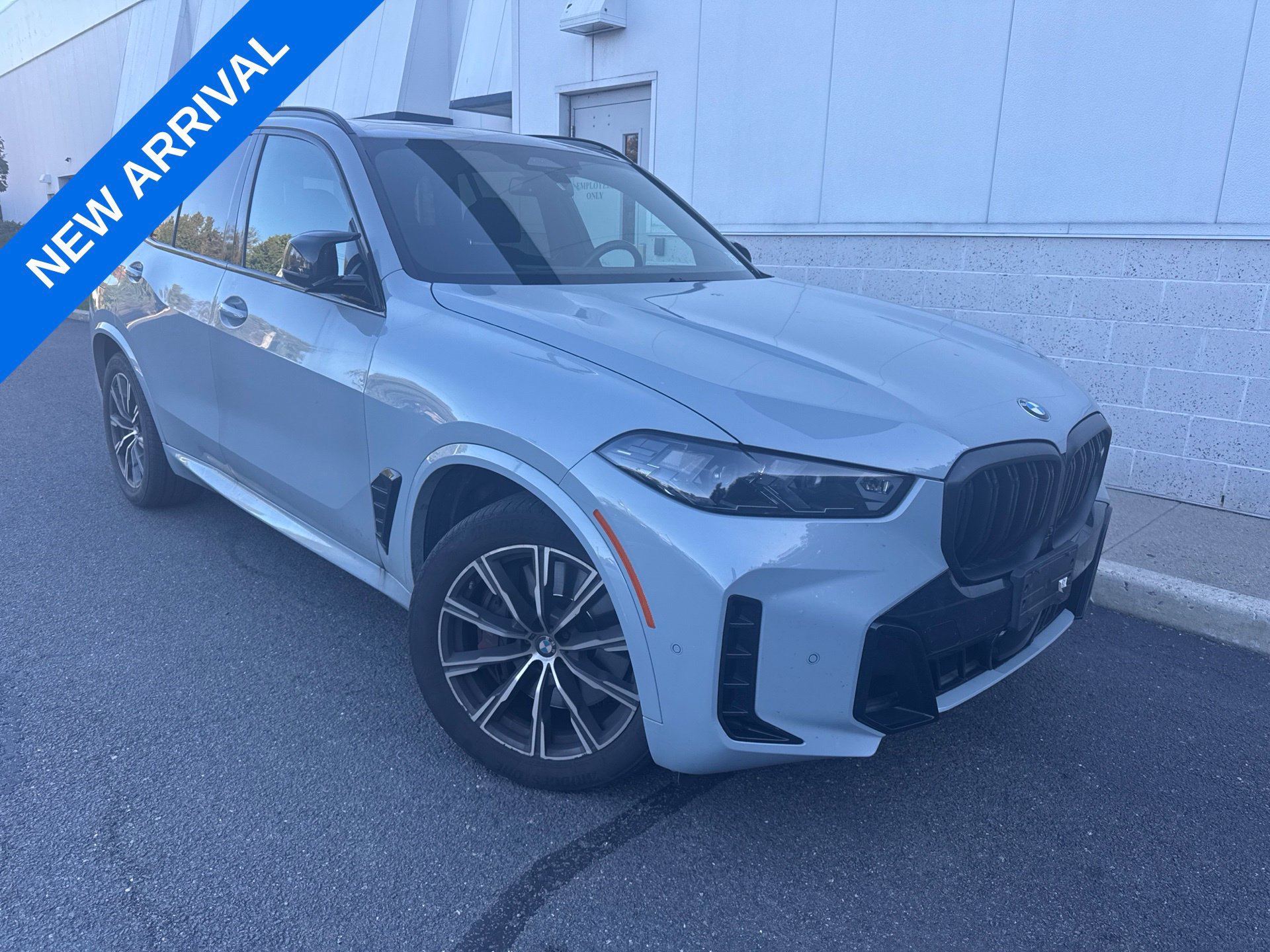 Used 2024 BMW X5 M60i w/ Climate Comfort Package AWD/4WD image 1