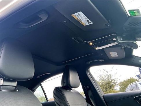 Used 2023 Mercedes-Benz C 300 Sedan image 28