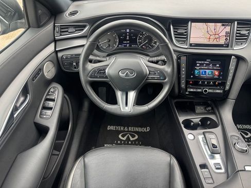 Used 2025 INFINITI QX55 Essential image 18