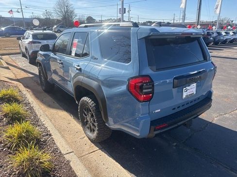 New 2025 Toyota 4Runner SR5 image 3