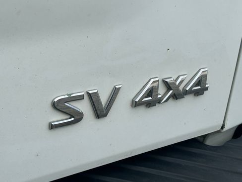 Used 2013 Nissan Titan SV AWD/4WD image 6