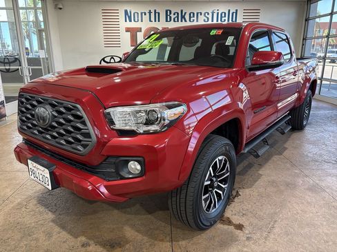 Used 2021 Toyota Tacoma TRD Sport w/ Technology Package AWD/4WD image 6