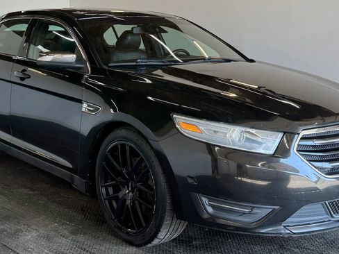 Used 2013 Ford Taurus Limited FWD image 4