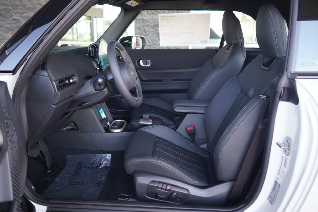 New 2026 MINI Cooper S FWD image 7