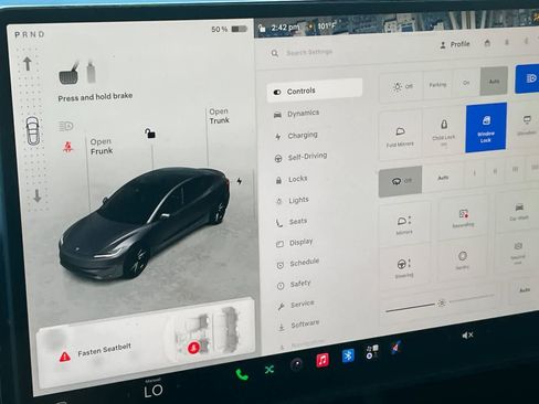 Used 2024 Tesla Model 3 Performance AWD/4WD image 31