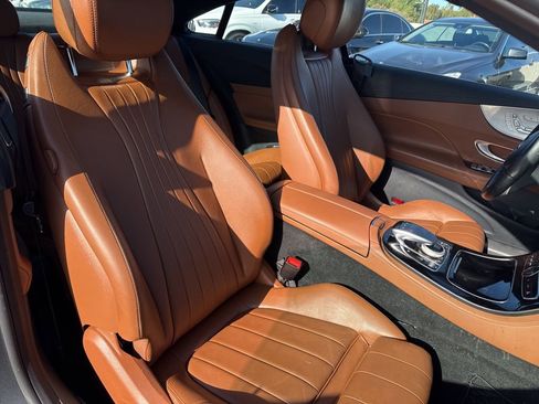 Used 2018 Mercedes-Benz E 400 Coupe image 7