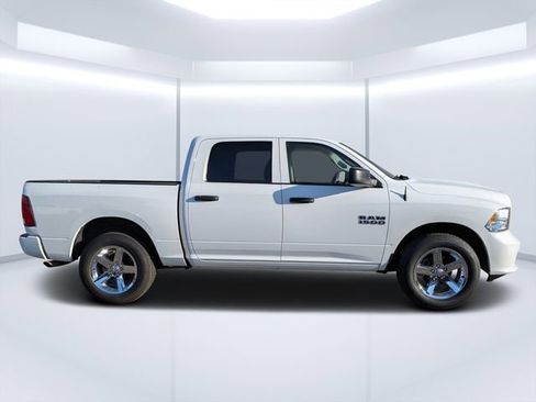 Used 2014 RAM 1500 Express image 2