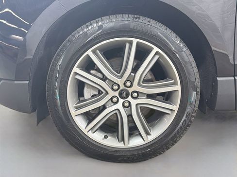 Used 2024 Ford Edge Titanium w/ Equipment Group 301A AWD/4WD image 33