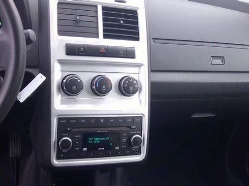Used 2009 Dodge Journey SXT image 7