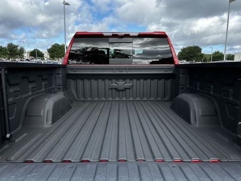 Used 2025 Chevrolet Silverado 1500 High Country w/ Technology Package AWD/4WD image 33