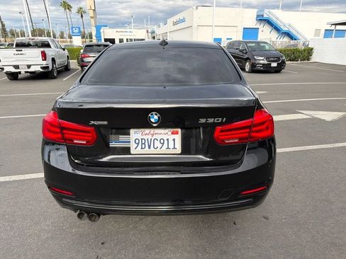 Used 2018 BMW 330i xDrive Sedan AWD/4WD image 6