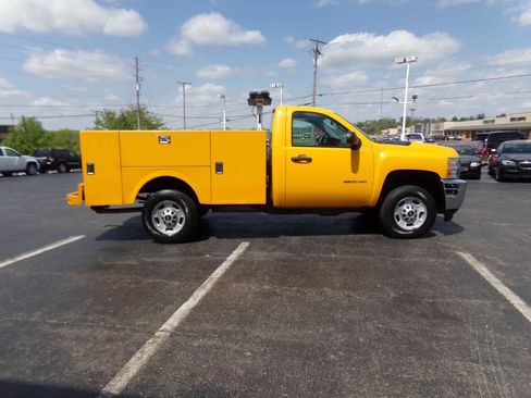 Used 2013 Chevrolet Silverado 2500 W/T AWD/4WD image 5