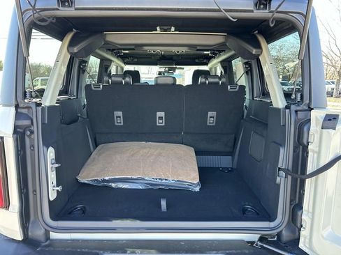 New 2025 Ford Bronco Outer Banks w/ Sasquatch Package AWD/4WD image 23