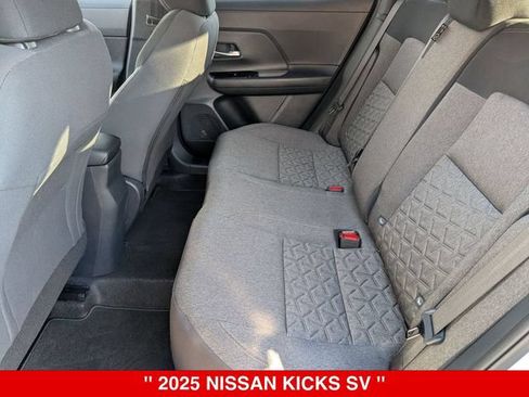 Certified 2025 Nissan Kicks SV AWD/4WD image 34
