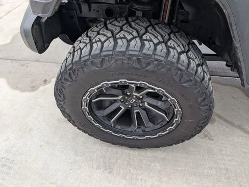 Used 2021 Jeep Gladiator High Altitude image 9