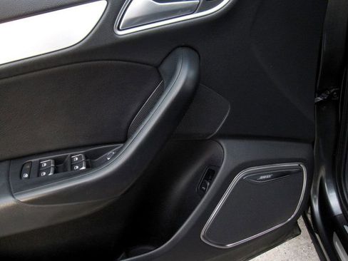 Used 2018 Audi Q3 2.0T Premium Plus w/ Premium Plus Package image 17