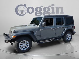 Used 2023 Jeep Wrangler Unlimited Sport AWD/4WD video 1