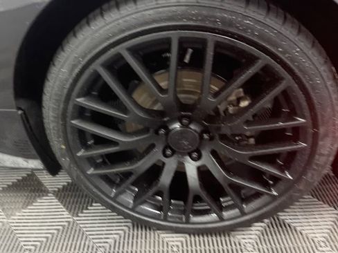 Used 2024 Ford Mustang Premium image 20