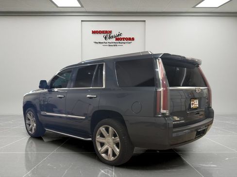 Used 2019 Cadillac Escalade Luxury AWD/4WD image 5