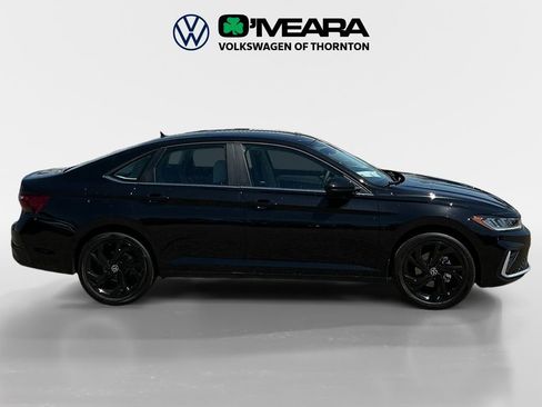 New 2026 Volkswagen Jetta SE FWD image 6