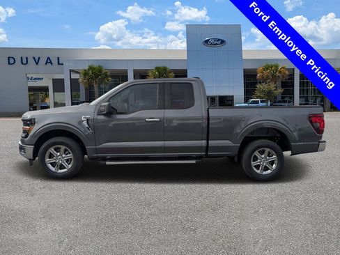 New 2025 Ford F150 XLT w/ Equipment Group 301A Standard image 37