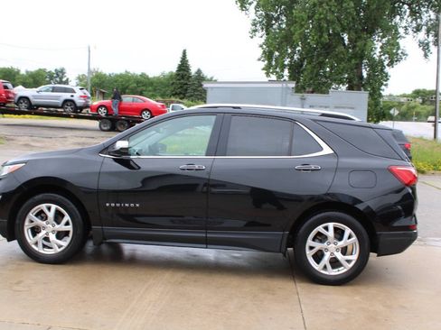 Used 2019 Chevrolet Equinox Premier FWD image 6