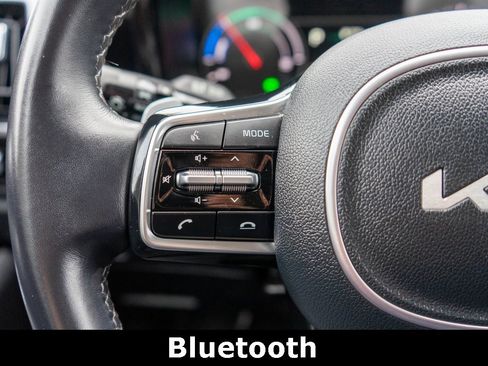 Certified 2023 Kia Sorento EX image 20