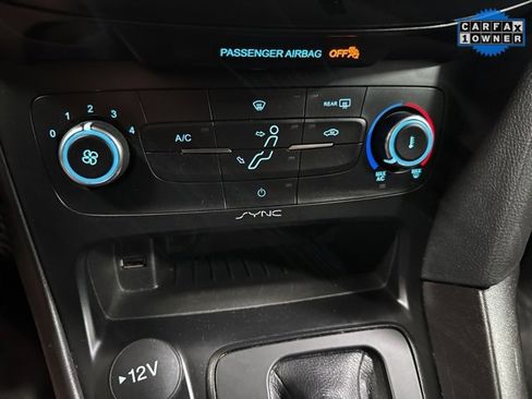 Used 2018 Ford Focus SE image 16