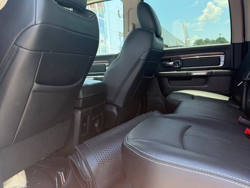 Used 2018 RAM 2500 Laramie AWD/4WD image 16