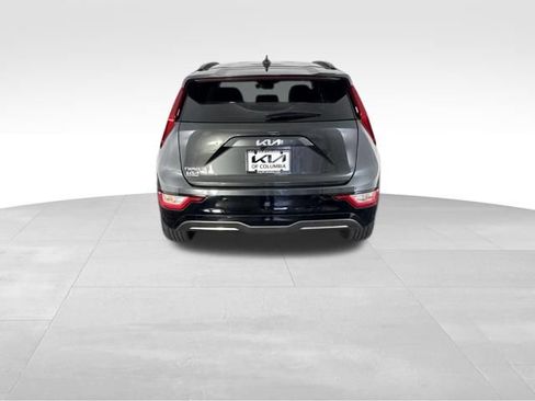 Certified 2023 Kia Niro Wind w/ Wind Preserve Package FWD image 8