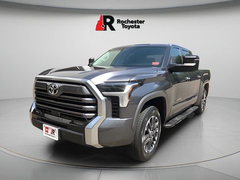 Used 2023 Toyota Tundra Limited w/ Power Package AWD/4WD image 3