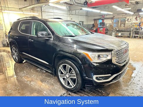 Used 2017 GMC Acadia Denali w/ Technology Package AWD/4WD image 2