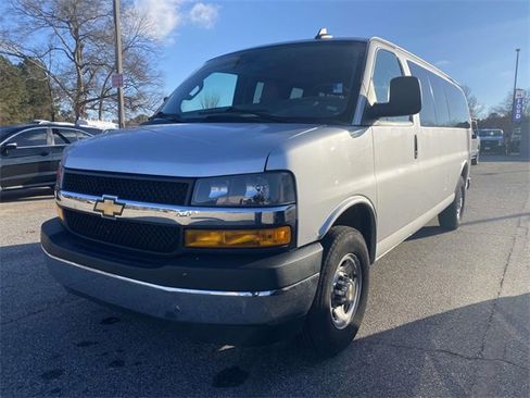 Used 2025 Chevrolet Express 3500 LT w/ LT Preferred Equipment Group image 3