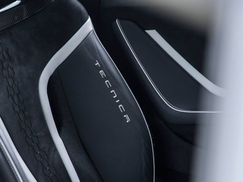 Used 2023 Lamborghini Huracan Tecnica RWD image 35