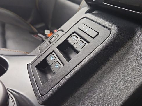 Used 2024 Ford Bronco Badlands image 31