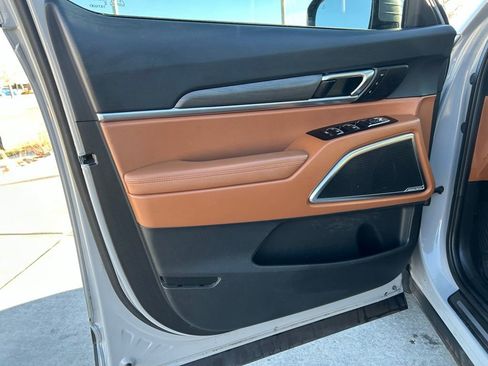 Used 2023 Kia Telluride SX Prestige X-Pro image 16