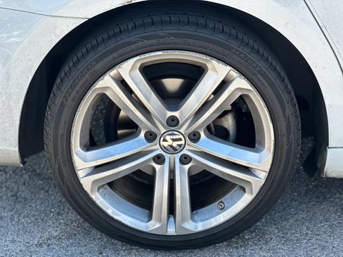 Used 2016 Volkswagen CC R-Line FWD image 25