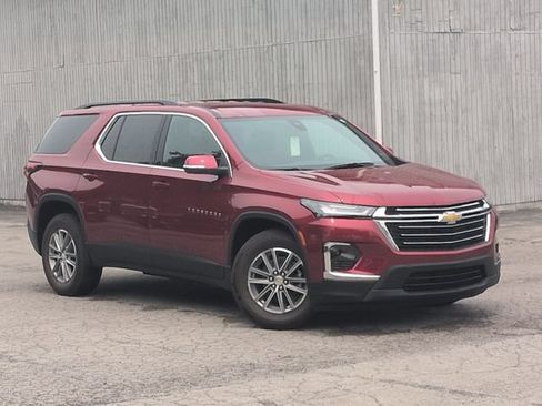 Used 2023 Chevrolet Traverse LT w/ LPO, Floor Liner Package AWD/4WD image 12