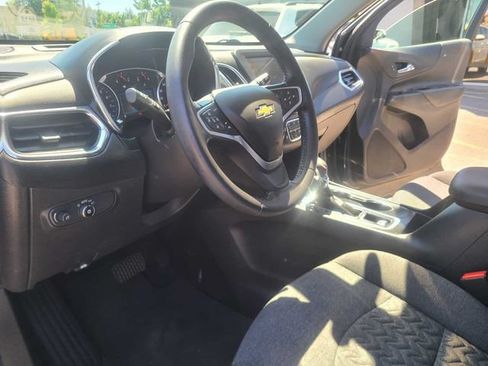 Used 2022 Chevrolet Equinox LT AWD/4WD image 13