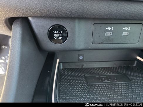 Used 2025 Nissan Rogue SL AWD/4WD image 25