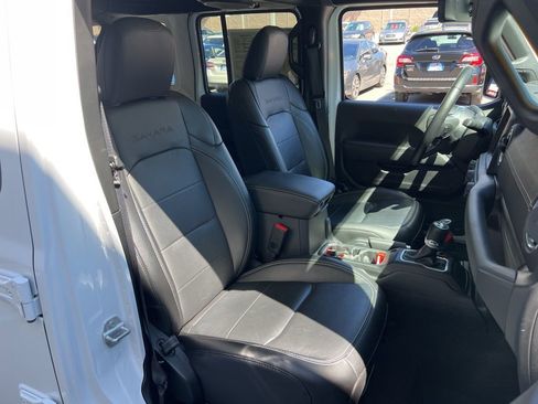 Certified 2023 Jeep Wrangler Unlimited Sahara w/ Cold Weather Group AWD/4WD image 22