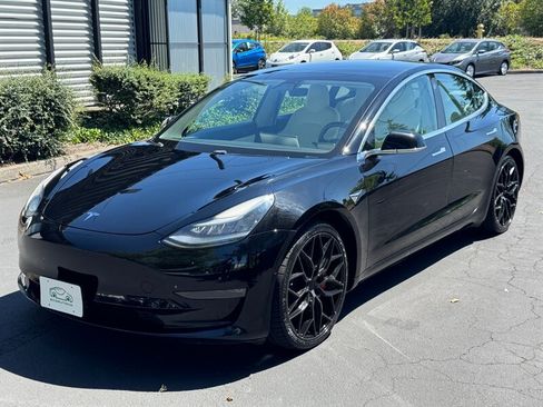 Used 2020 Tesla Model 3 Performance AWD/4WD image 2