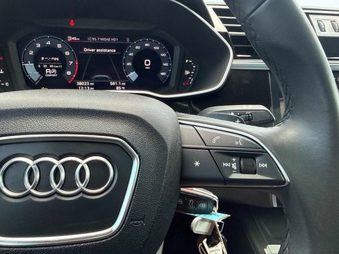 Certified 2025 Audi Q3 2.0T Premium AWD/4WD image 30