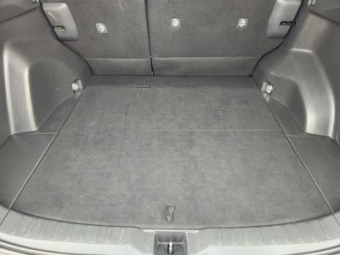 Used 2025 Toyota RAV4 XLE FWD image 31